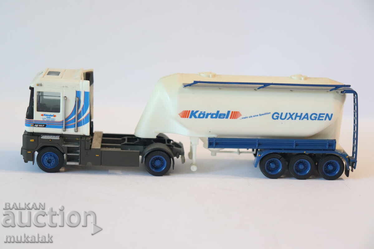 ALBEDO  H0 1/87 RENAULT MAGNUМ ЦИМЕНОВОЗ КАМИОН   МОДЕЛ  ТИР