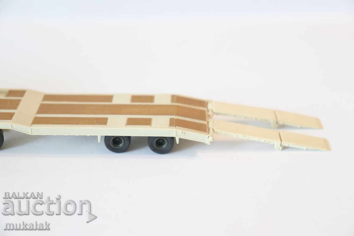 Παράδοση HERPA H0 1/87 MERCEDES ΦΟΡΤΗΓΟ ΜΕ ΜΕΤΑΦΟΡΙΚΟ ΚΑΜΠΙΝΑΣ ΜΟΝΤΕΛΟ