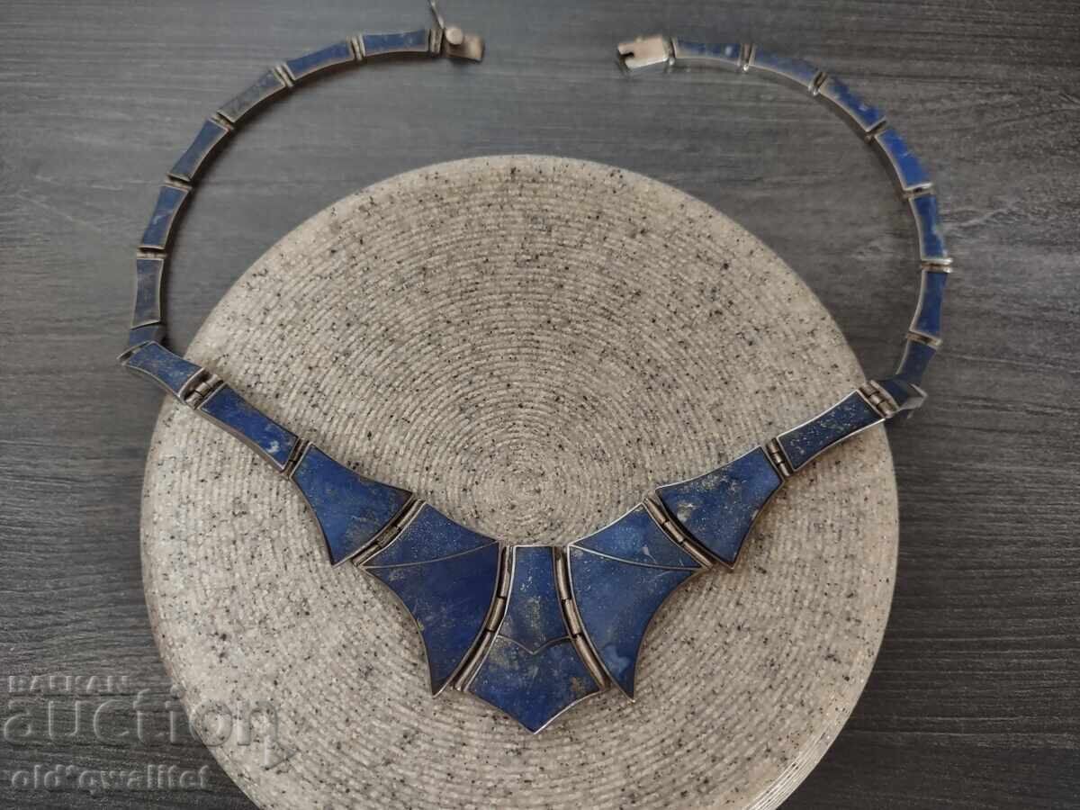 Livrarea Colier vechi elegant din argint cu Lapis Lazuli Livrarea Colier vechi elegant din argint cu Lapis Lazuli