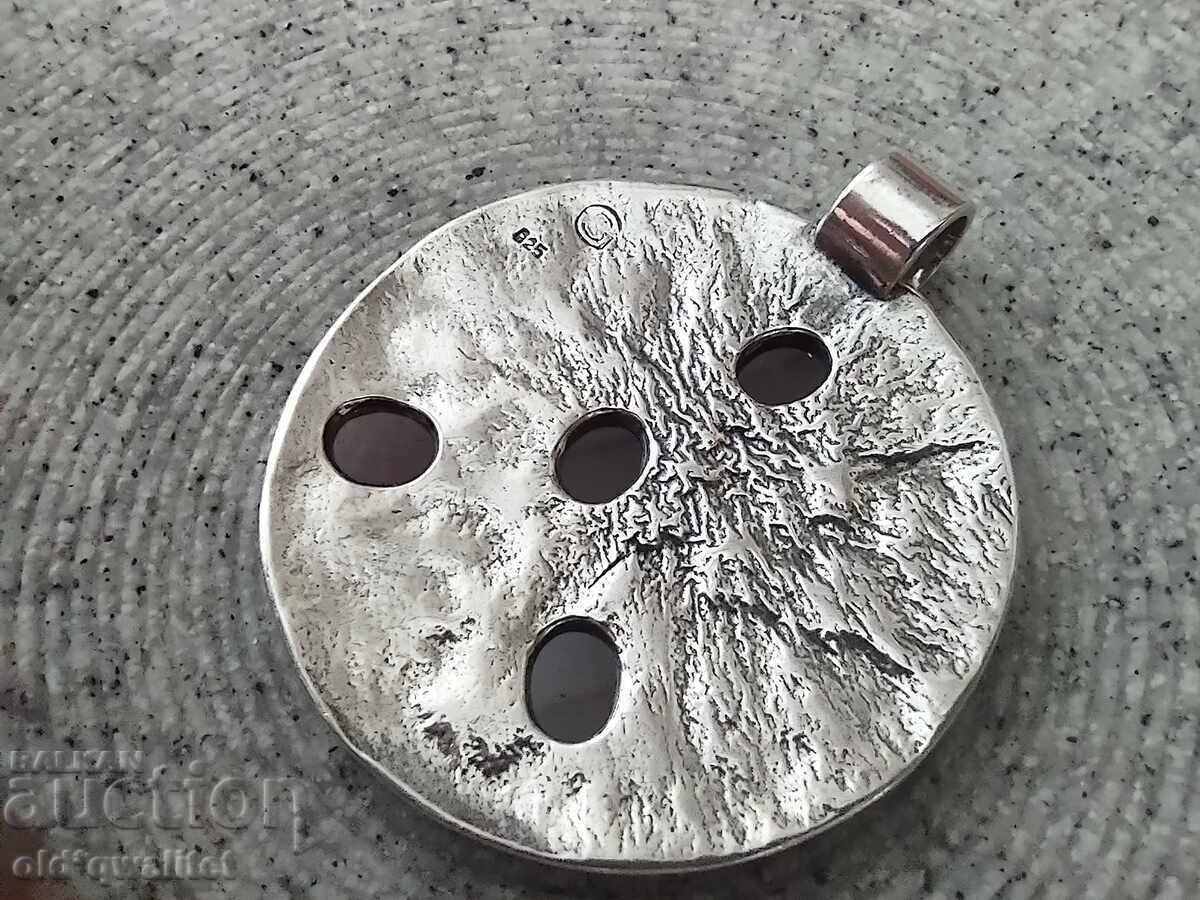 Medalion - argint, lucrat manual, cu Almandin - Granada - 5