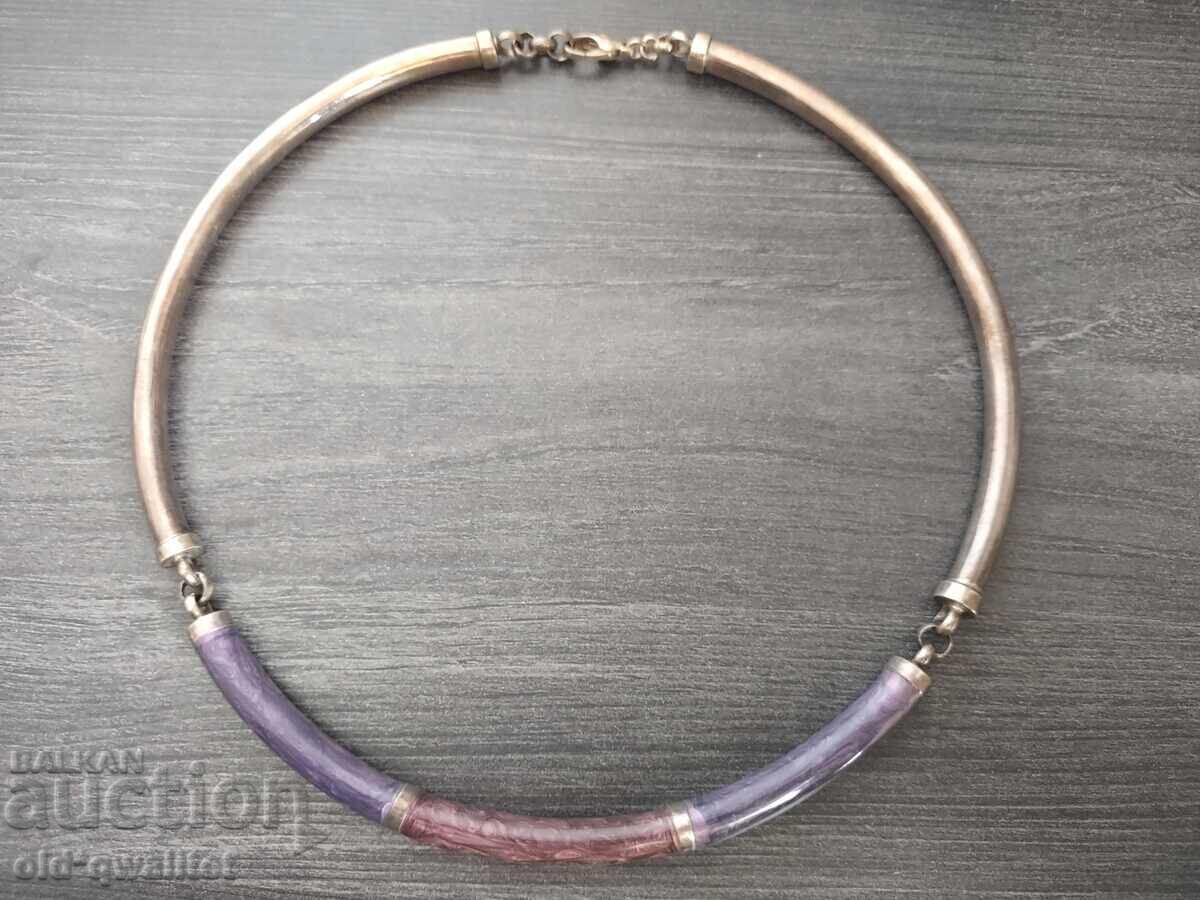 Livrarea Colier vechi elegant din argint cu email