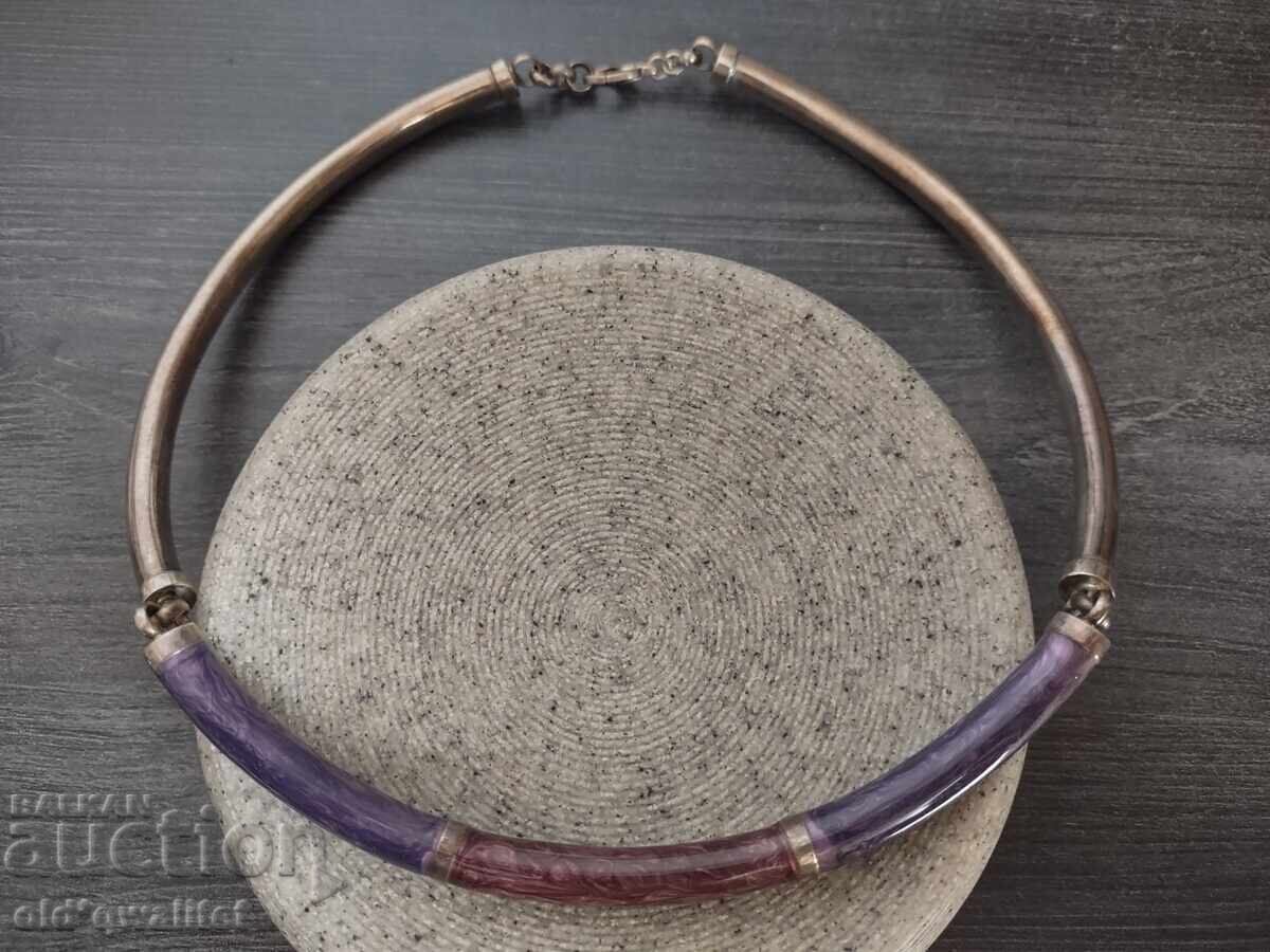 Colier vechi elegant din argint cu email