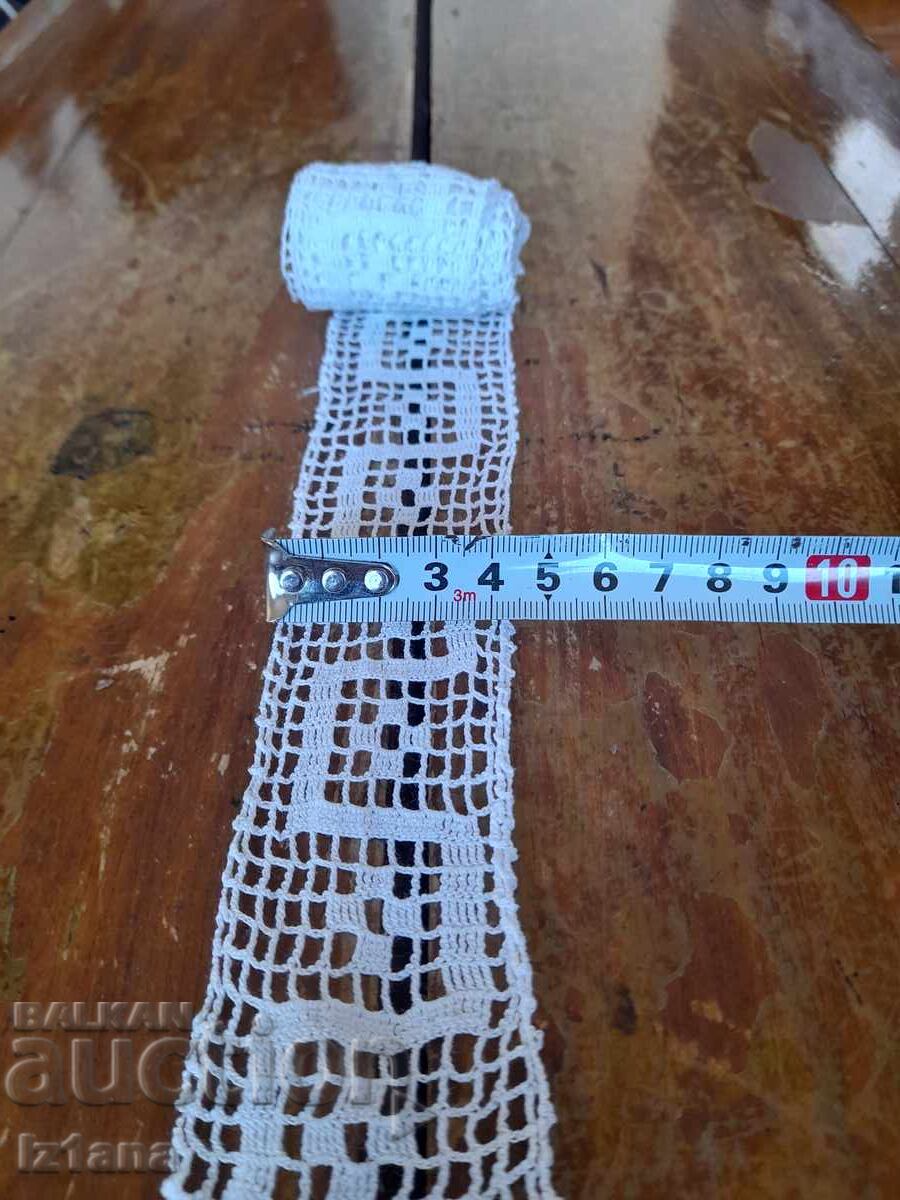 Licitație Dantela veche Licitație Dantela veche