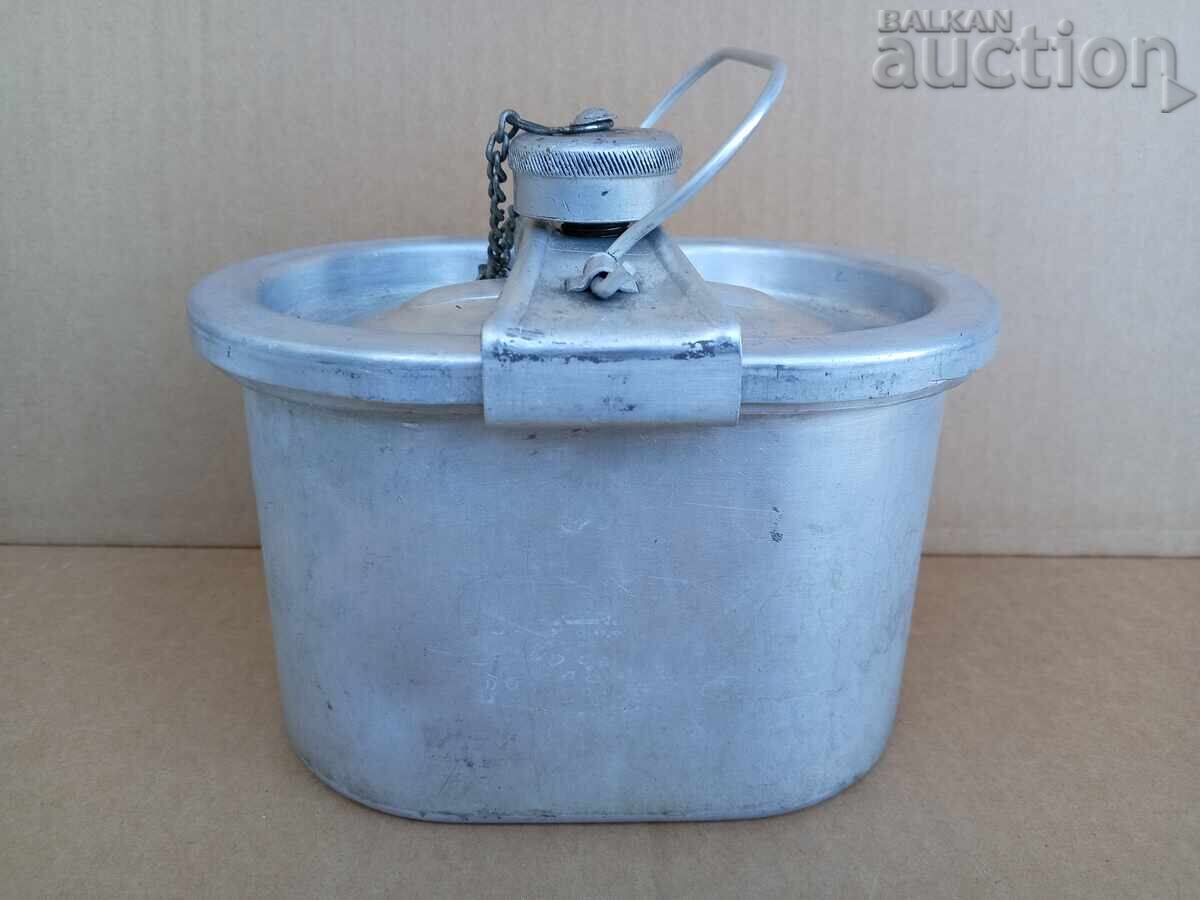 Cană germană veche pentru mâncare Pantera. Panter. WW2 WWII cu preț 71.00 BGN | € 36.30