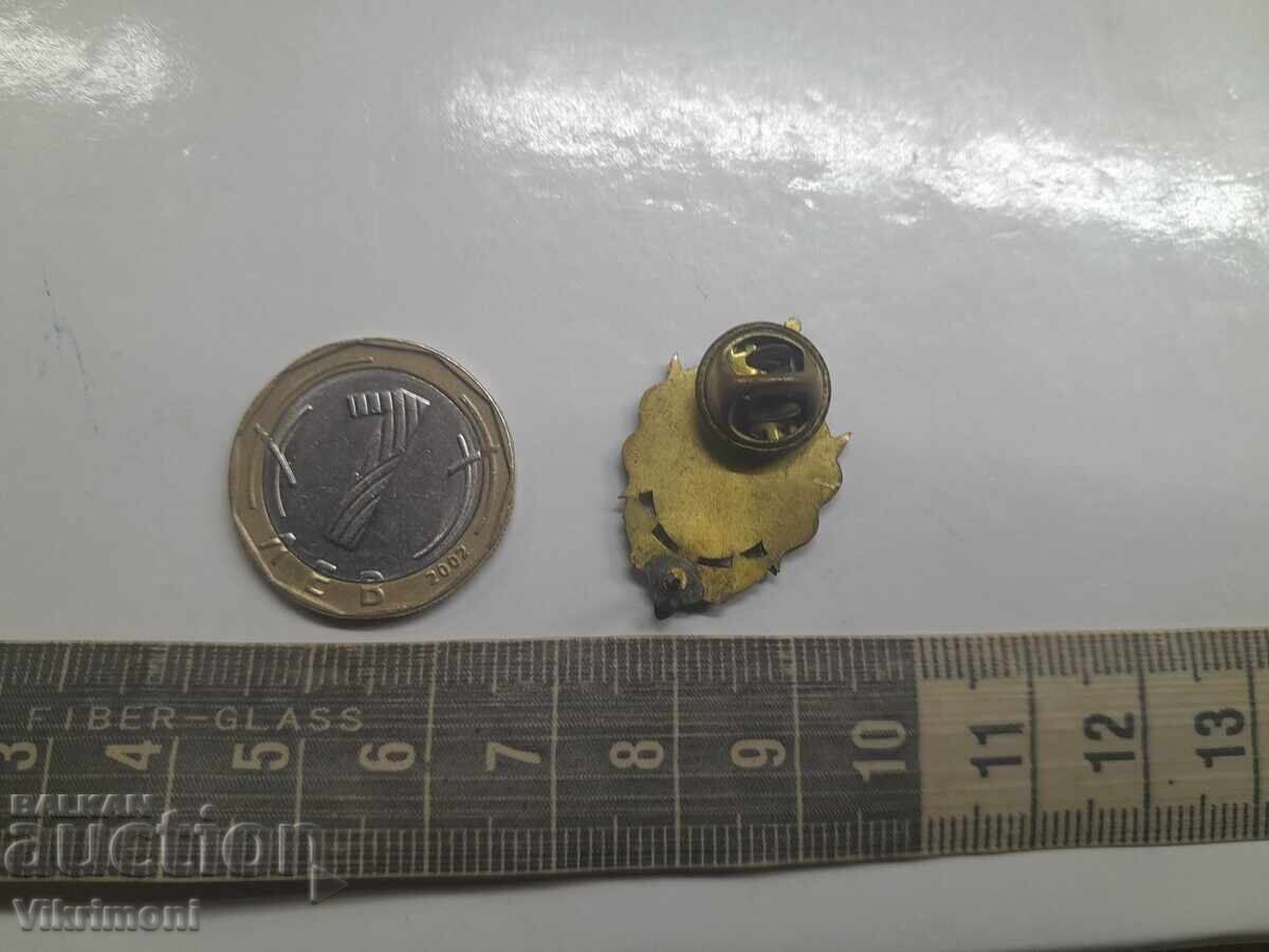 Glorie și onoare, Uniunea Comandourilor Bulgare, insignă, medalie, vultur cu preț 65.00 BGN | € 33.23 Glorie și onoare, Uniunea Comandourilor Bulgare, insignă, medalie, vultur cu preț 65.00 BGN | € 33.23