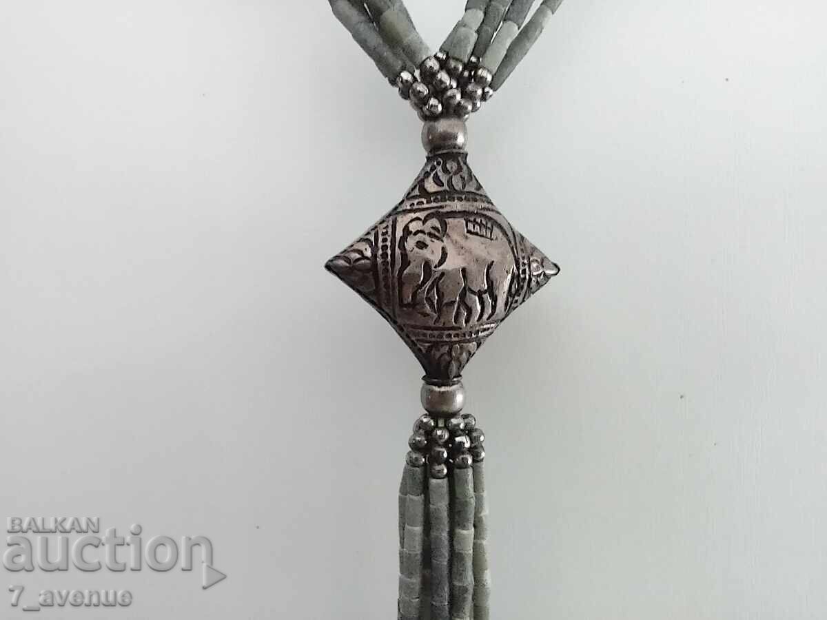 Δημοπρασία Κολιέ, πολυτέλεια και ομορφιά, ελέφαντας 3.05.25 Δημοπρασία Κολιέ, πολυτέλεια και ομορφιά, ελέφαντας 3.05.25