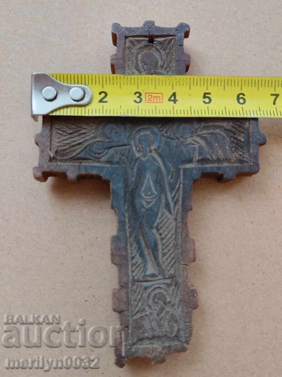 Παράδοση Αναγεννησιακός σταυρός από βόειο τένον, πρωτόγονος RRR, αρχές 19ου αιώνα