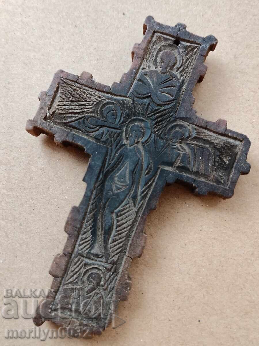 Αναγεννησιακός σταυρός από βόειο τένον, πρωτόγονος RRR, αρχές 19ου αιώνα