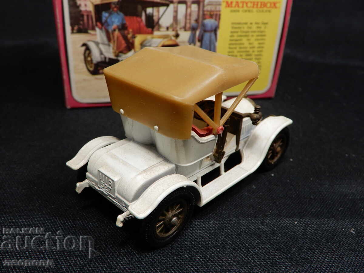 Delivery of OLD RETRO METAL CAR OPEL MATCHBOX MOY ENGLAND