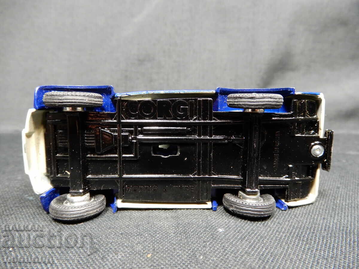 СТАРА РЕТРО МЕТАЛНА КОЛИЧКА MORRIS VAN CORGI TOYS - 6