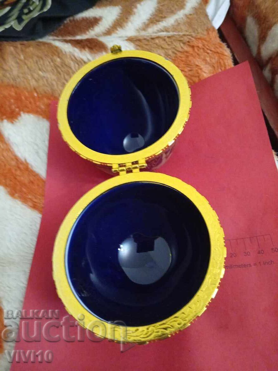 Licitație Ou de porțelan 15cm