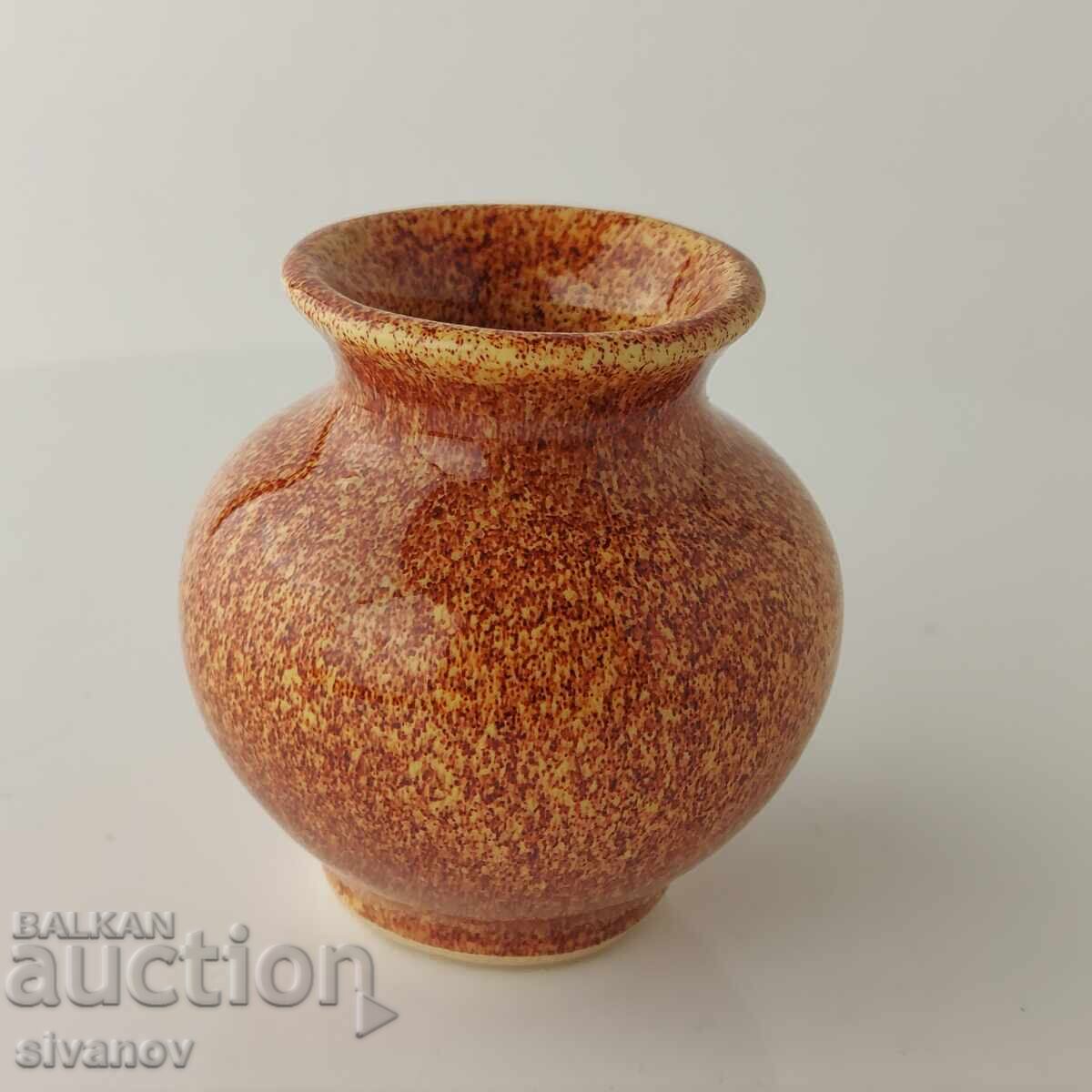 Auction  Interesting old small vase 6.5 cm #5851