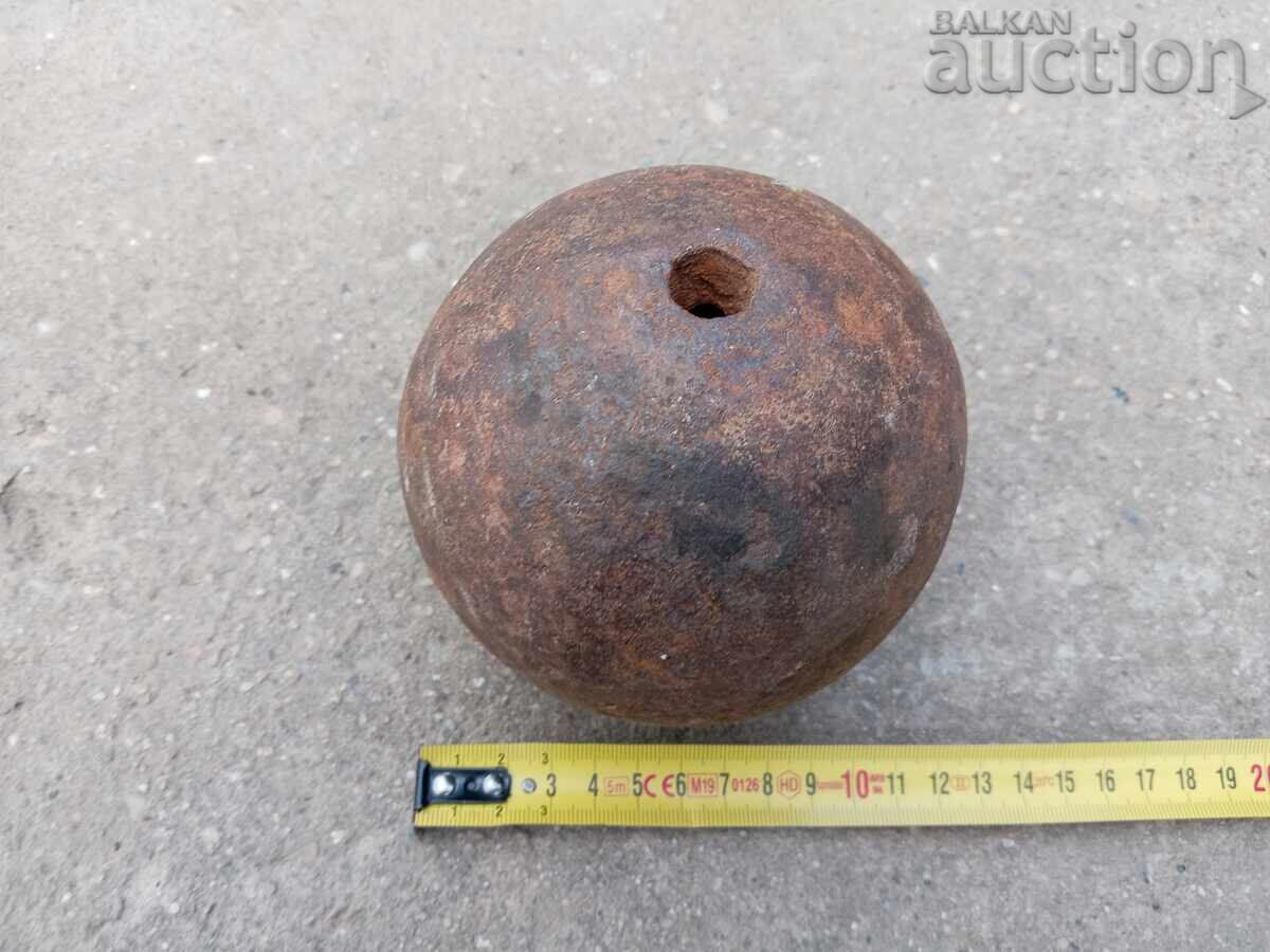 Delivery of antique cannon top mortar Delivery of antique cannon top mortar