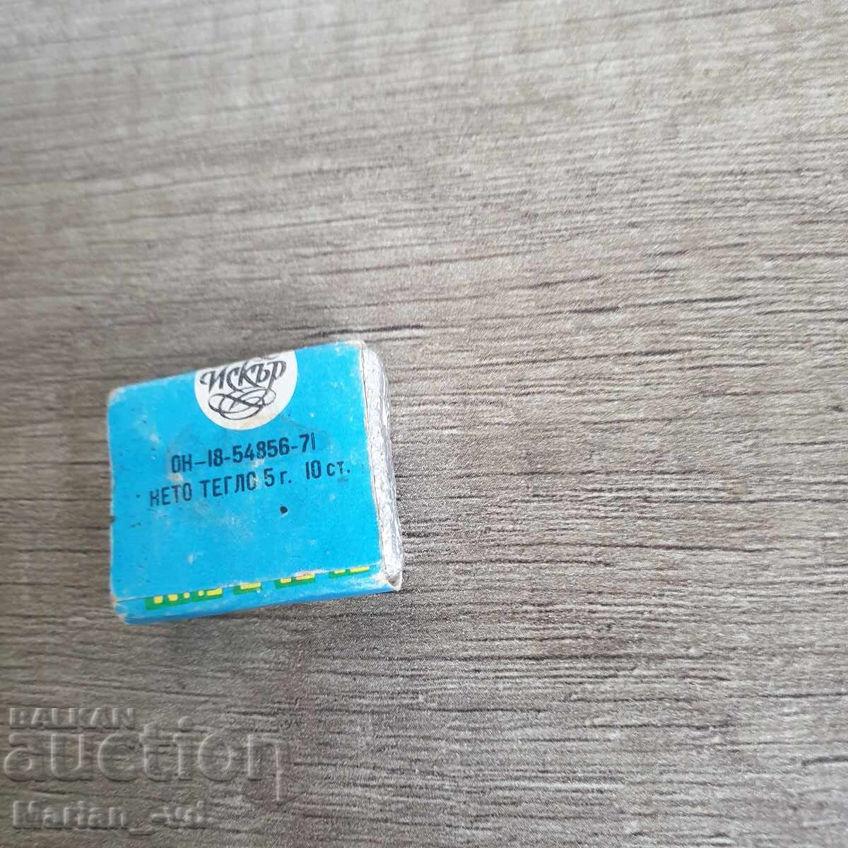 Livrarea Guma de mestecat veche Ideal Livrarea Guma de mestecat veche Ideal