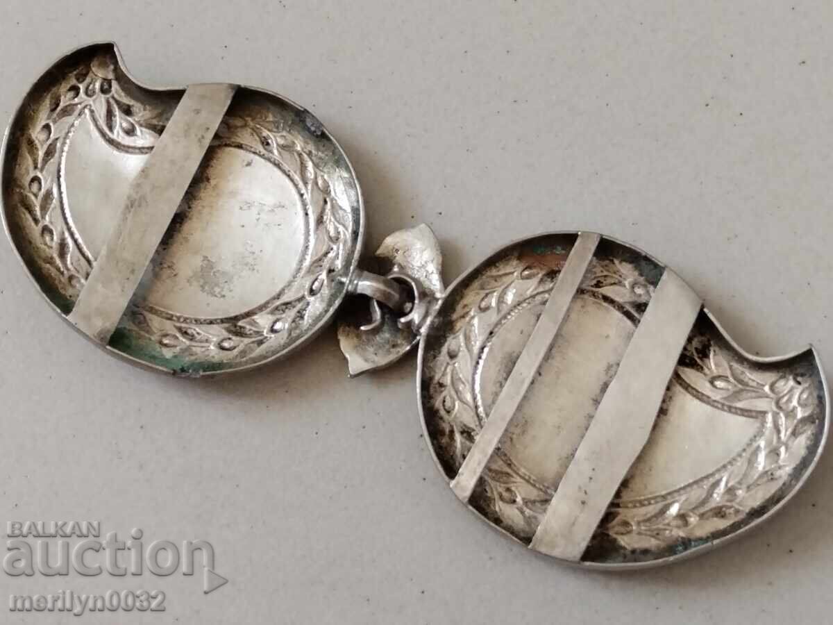 Revival silver buckles without belt, mother-of-pearl, silver buckle with price 729.00 BGN | € 372.73