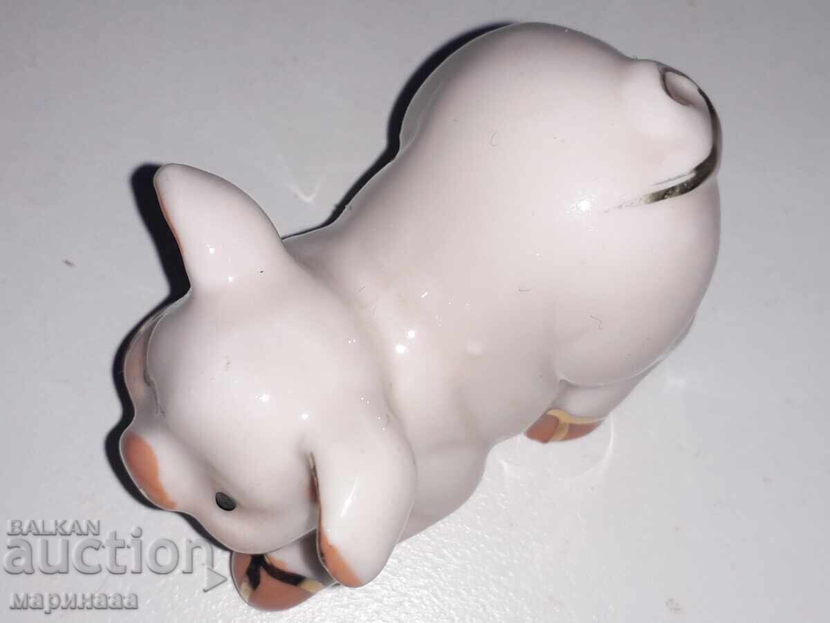 SMALL FIGURE. PORCELAIN, GOLD PLATING with price 3.00 BGN | € 1.53 SMALL FIGURE. PORCELAIN, GOLD PLATING with price 3.00 BGN | € 1.53