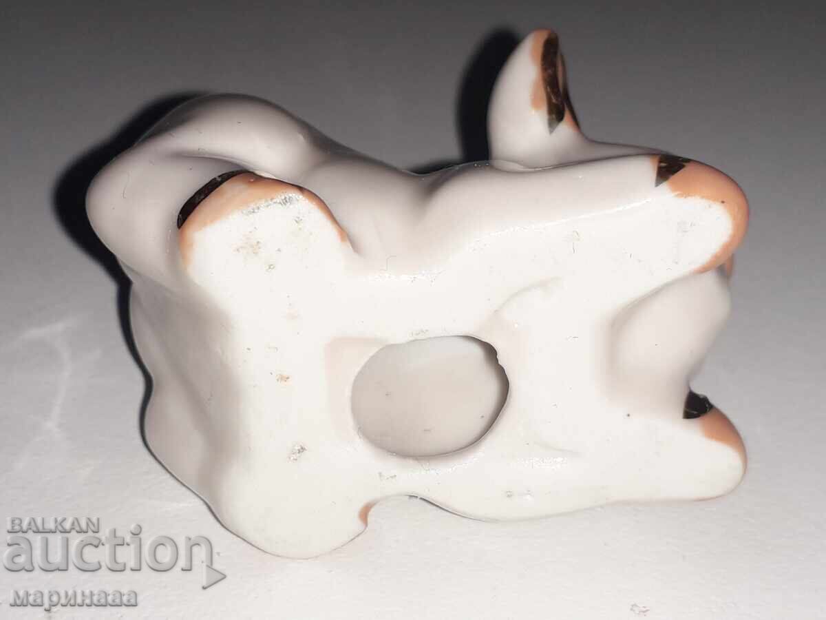 SMALL FIGURE. PORCELAIN, GOLD PLATING - 6 SMALL FIGURE. PORCELAIN, GOLD PLATING - 6