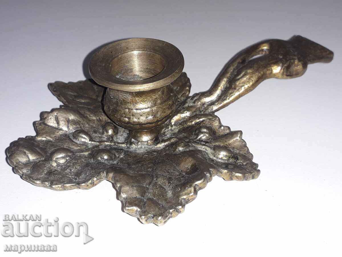 МАСИВЕН СВЕЩНИК. МЕСИНГ