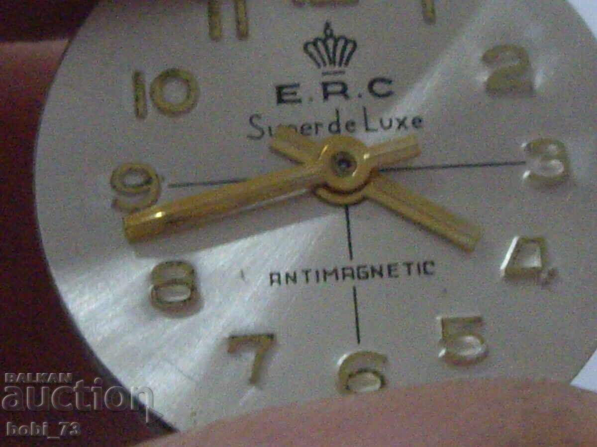 Auction Gold-plated women's watch Auction Gold-plated women's watch