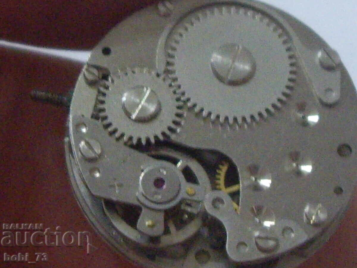 Delivery of Gold-plated women's watch Delivery of Gold-plated women's watch