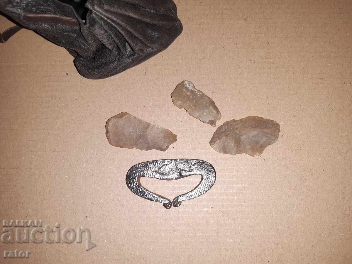 Old chakmak, hearth, with flints and pungia, purse with price 24.00 BGN | € 12.27 Old chakmak, hearth, with flints and pungia, purse with price 24.00 BGN | € 12.27