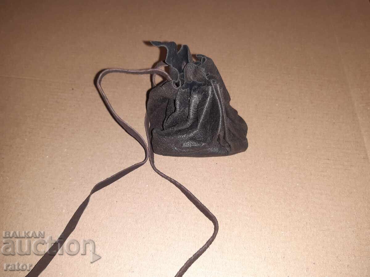 Old chakmak, hearth, with flints and pungia, purse - 5 Old chakmak, hearth, with flints and pungia, purse - 5