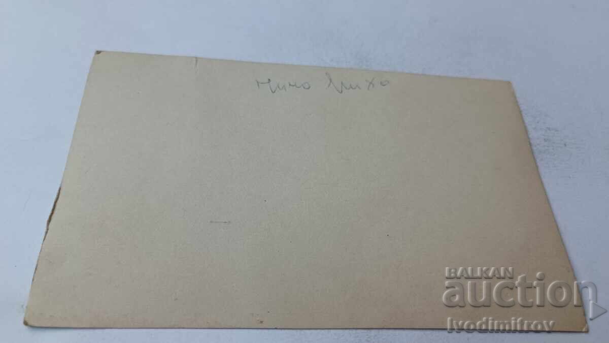 Φωτογραφία Αξιωματικού και τεσσάρων γυναικών με τιμή 2.45 BGN | € 1.25 Φωτογραφία Αξιωματικού και τεσσάρων γυναικών με τιμή 2.45 BGN | € 1.25