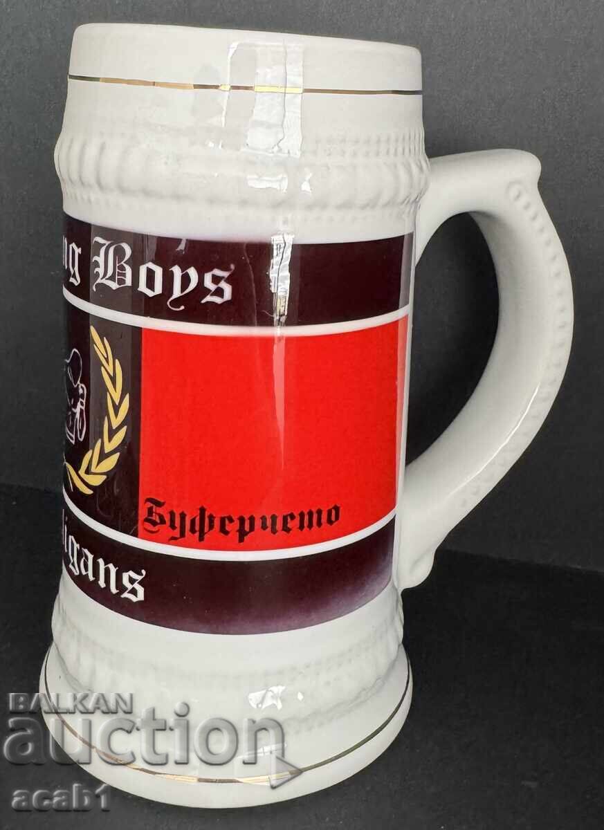 Locomotiv Sofia Cană Fan Group Fan cu preț 34.99 BGN | € 17.89 Locomotiv Sofia Cană Fan Group Fan cu preț 34.99 BGN | € 17.89