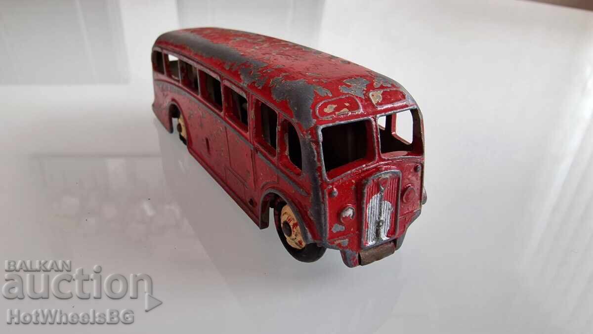 Licitație DINKY TOYS - No.281 LUXURY SOAOCH 1953 god