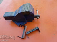 Малко английско менгеме RECORD