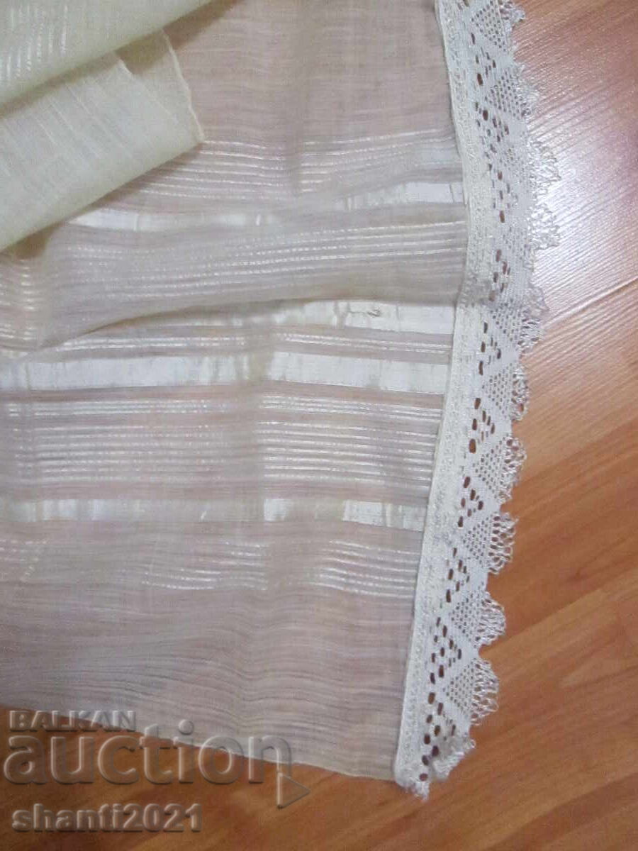 19v. prosop ritualic țesut manual cu chenar de mătase cu preț 49.00 BGN | € 25.05 19v. prosop ritualic țesut manual cu chenar de mătase cu preț 49.00 BGN | € 25.05