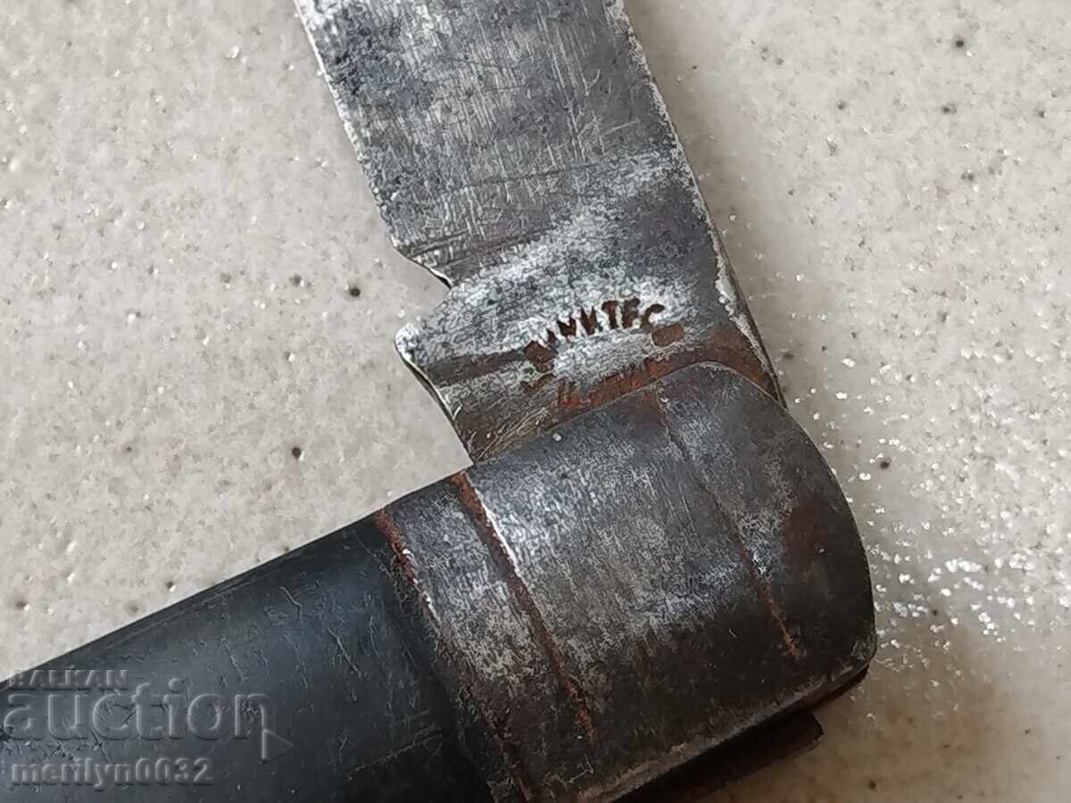 Veche picior de cuțit cu preț 33.00 BGN | € 16.87