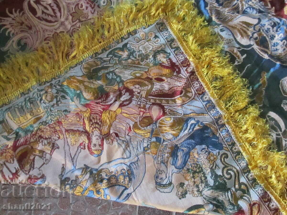 Delivery of Vintage silk cover, Arabic motifs