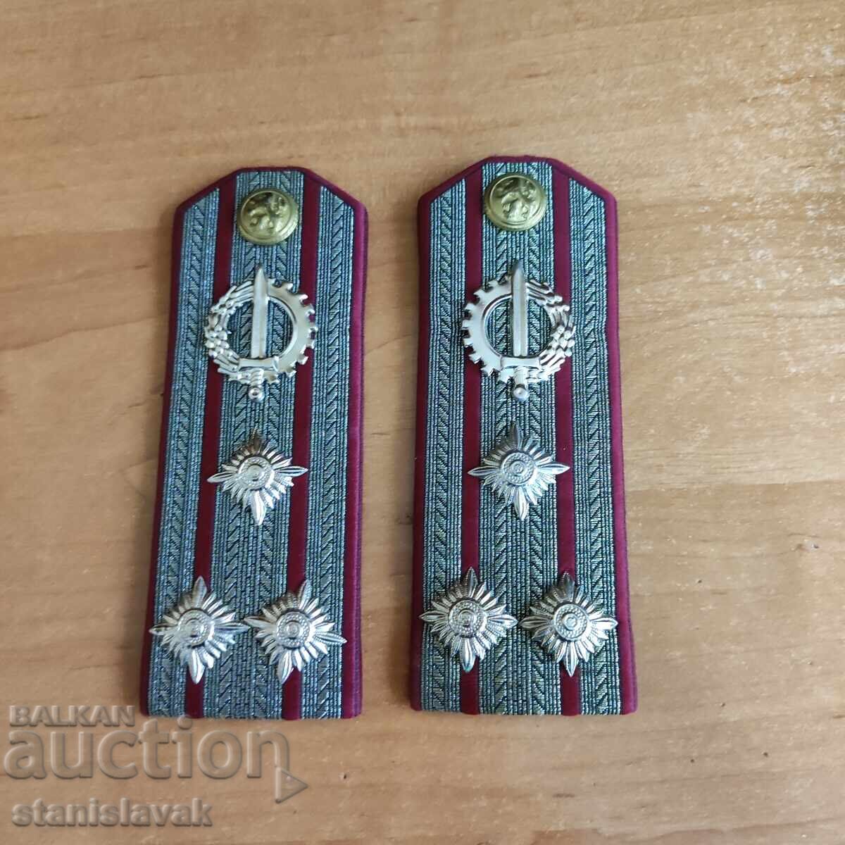 Παγόνια για συνταγματάρχη υλικοτεχνικής υποστήριξης