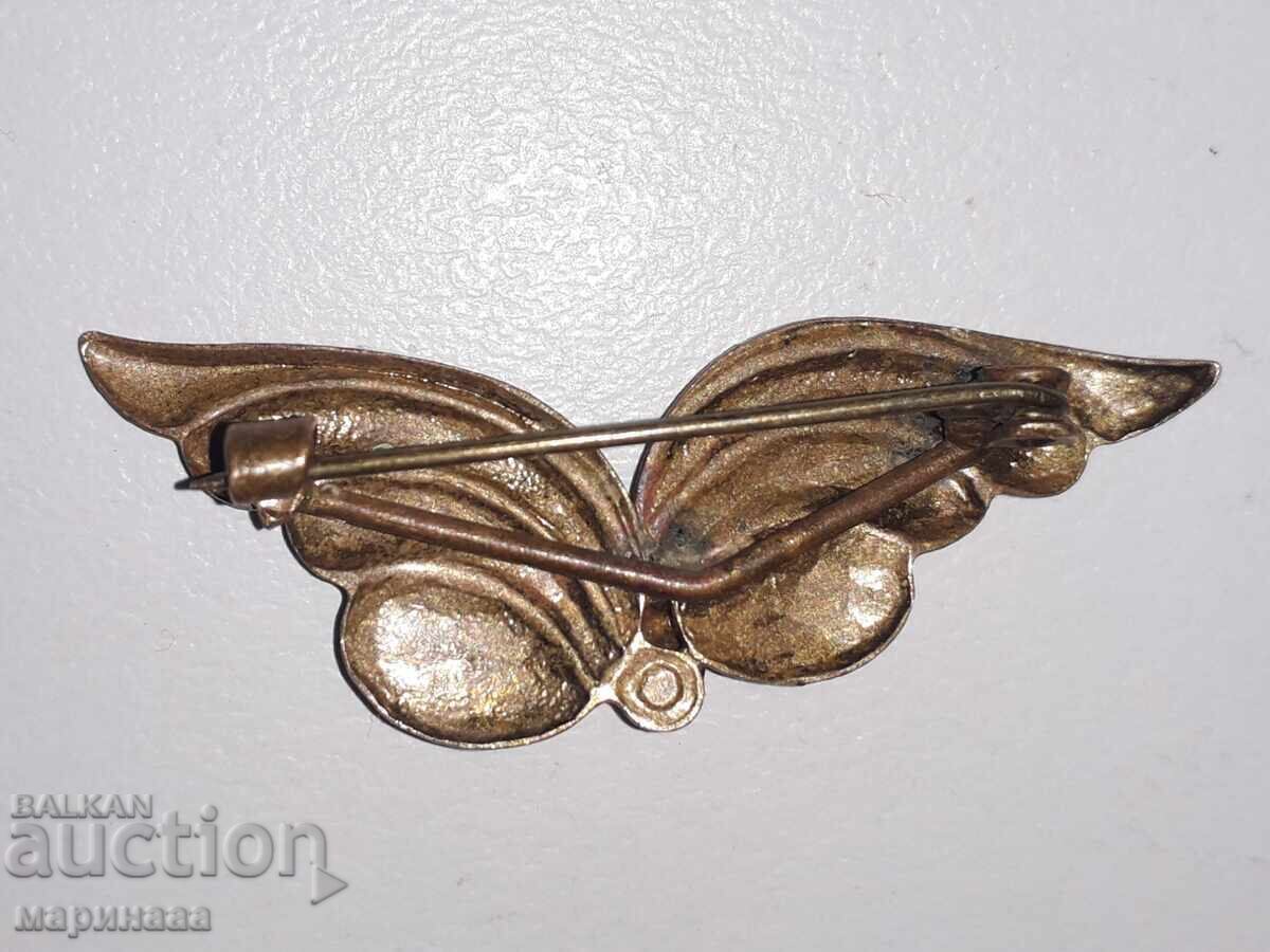 OLD BROOCH. BRONZE with price 3.00 BGN | € 1.53 OLD BROOCH. BRONZE with price 3.00 BGN | € 1.53