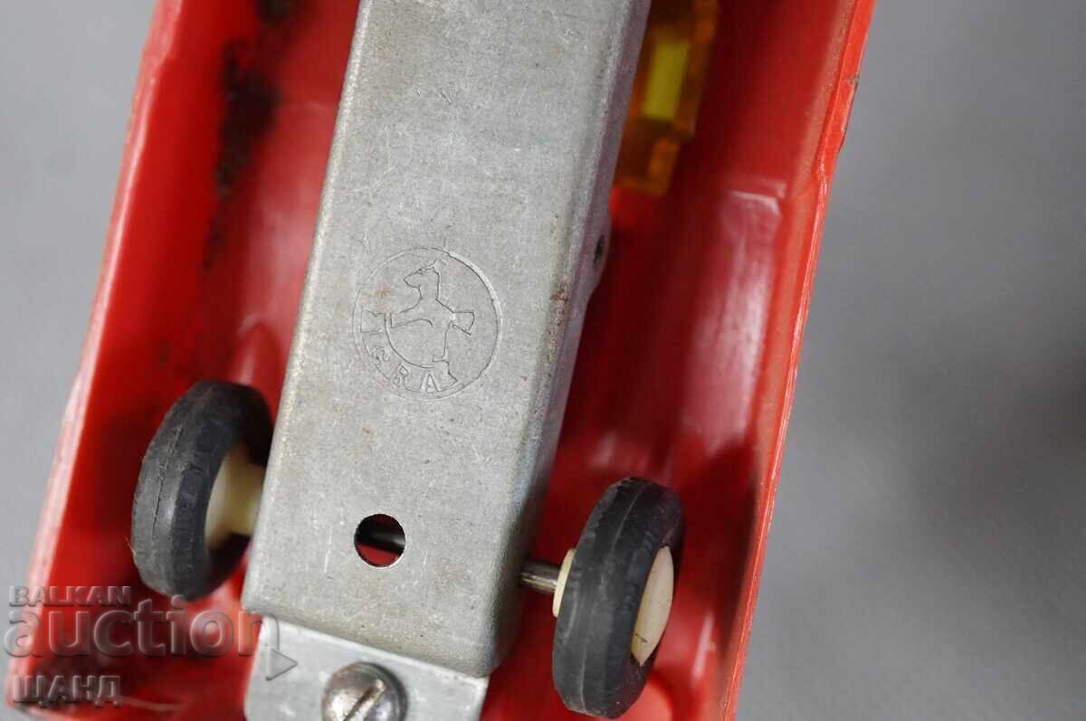 IGRA Παλιό Τσέχικο Πλαστικό Παιχνίδι Μοντέλο Σπορ Αυτοκίνητο - 6