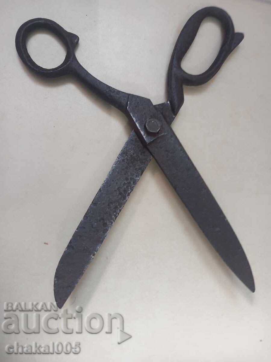 Old scissors with price € 10.23 | 20.01 BGN