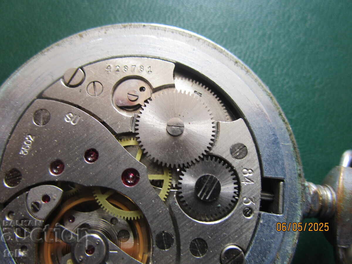 Licitație Ceas de buzunar „Molnia” - glugă Licitație Ceas de buzunar „Molnia” - glugă