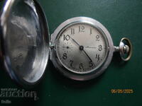 Ceas de buzunar „Molnia” - glugă