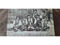 ȚEPENI - ROCHII POPULARE - FETE