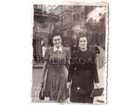 МАЛКА СТАРА СНИМКА СОФИЯ ЖЕНИ НА РАЗХОДКА Д900