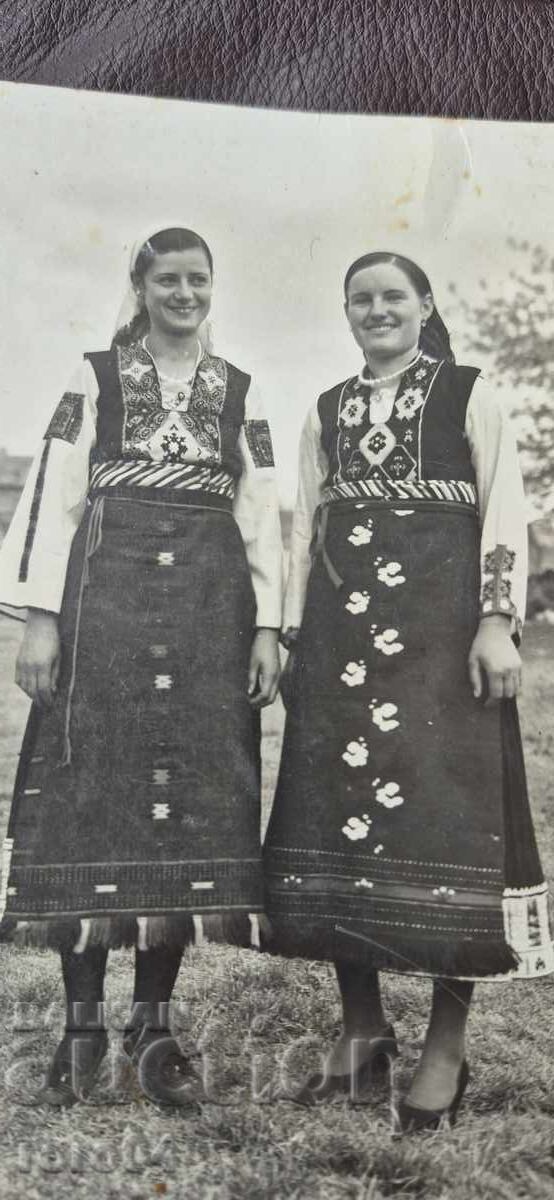 Livrarea ELHOVO - ROCHII POPULARE