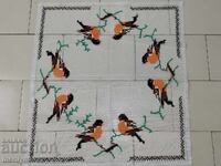 Παλιό καρό με κέντημα, τούλι