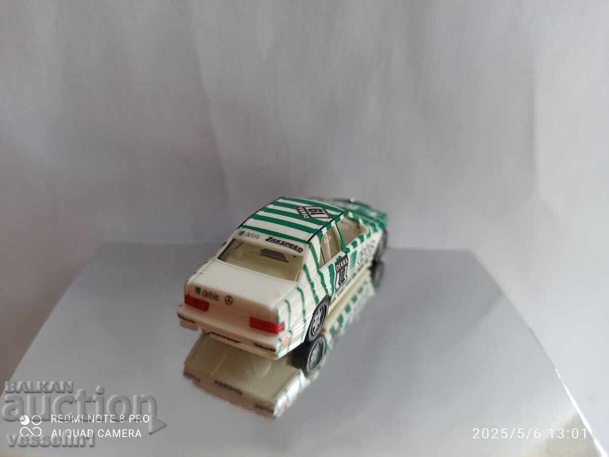 Auction Mercedes 190 car, 1/87 scale, Herpa HO, from the nineties Auction Mercedes 190 car, 1/87 scale, Herpa HO, from the nineties