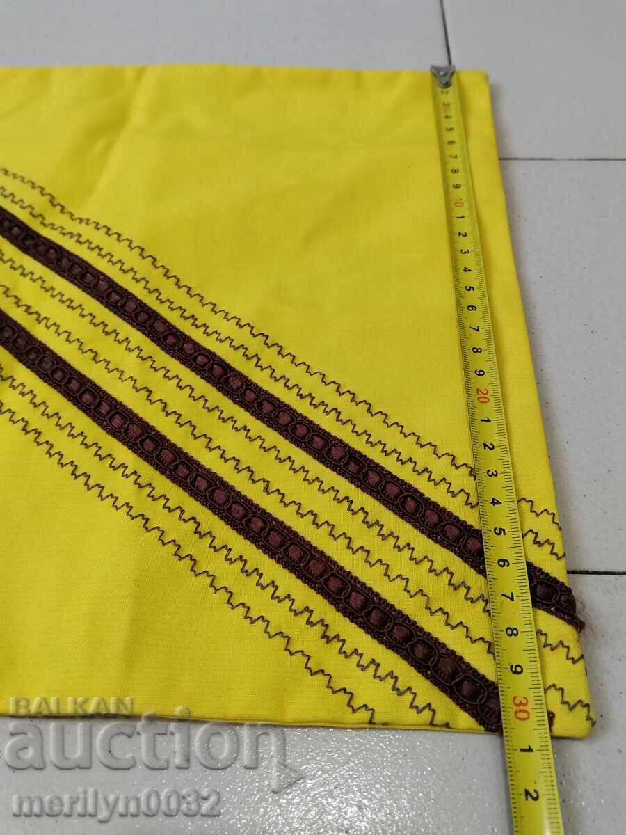 Доставка на Стара бродирана калъфка за възглавница