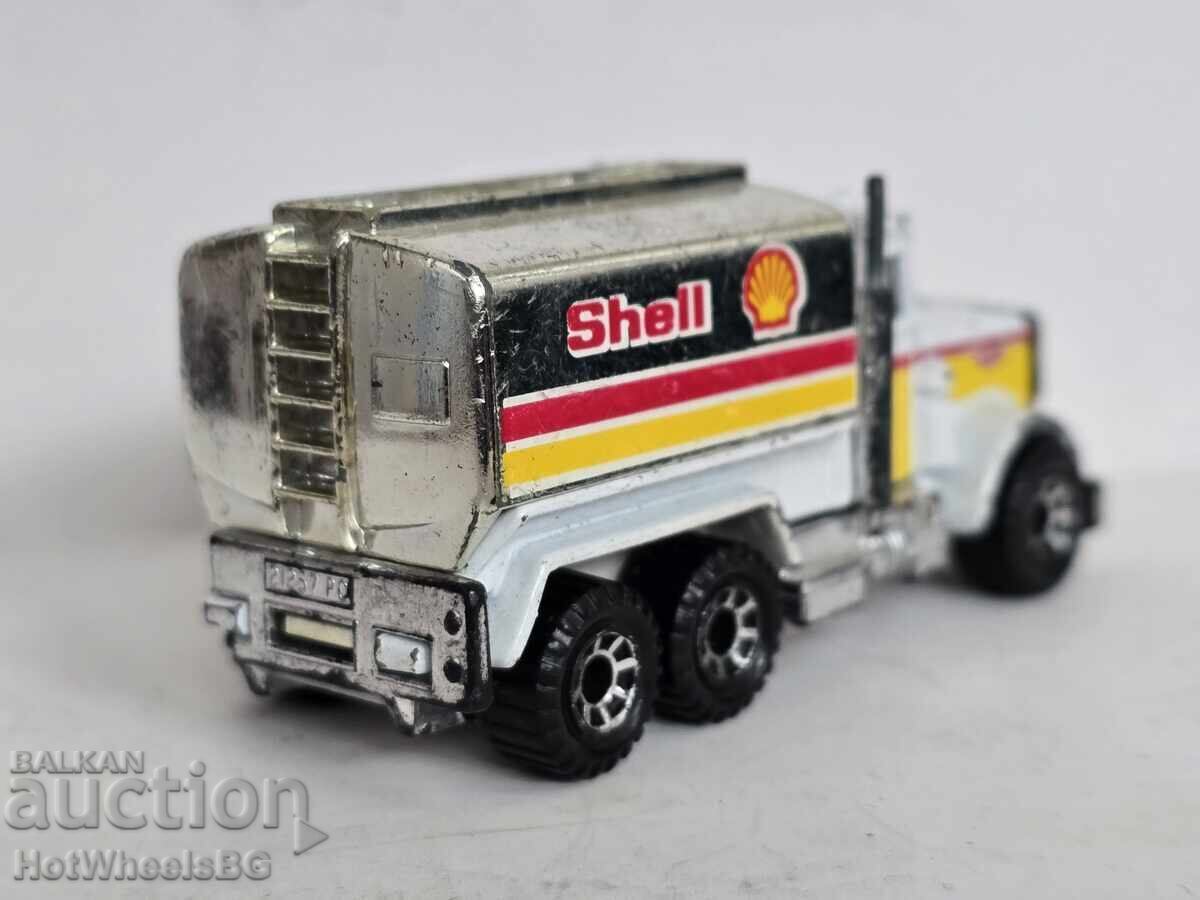 Παράδοση MATCHBOX LESNEY No.5E Peterbilt Tanker "Schell"