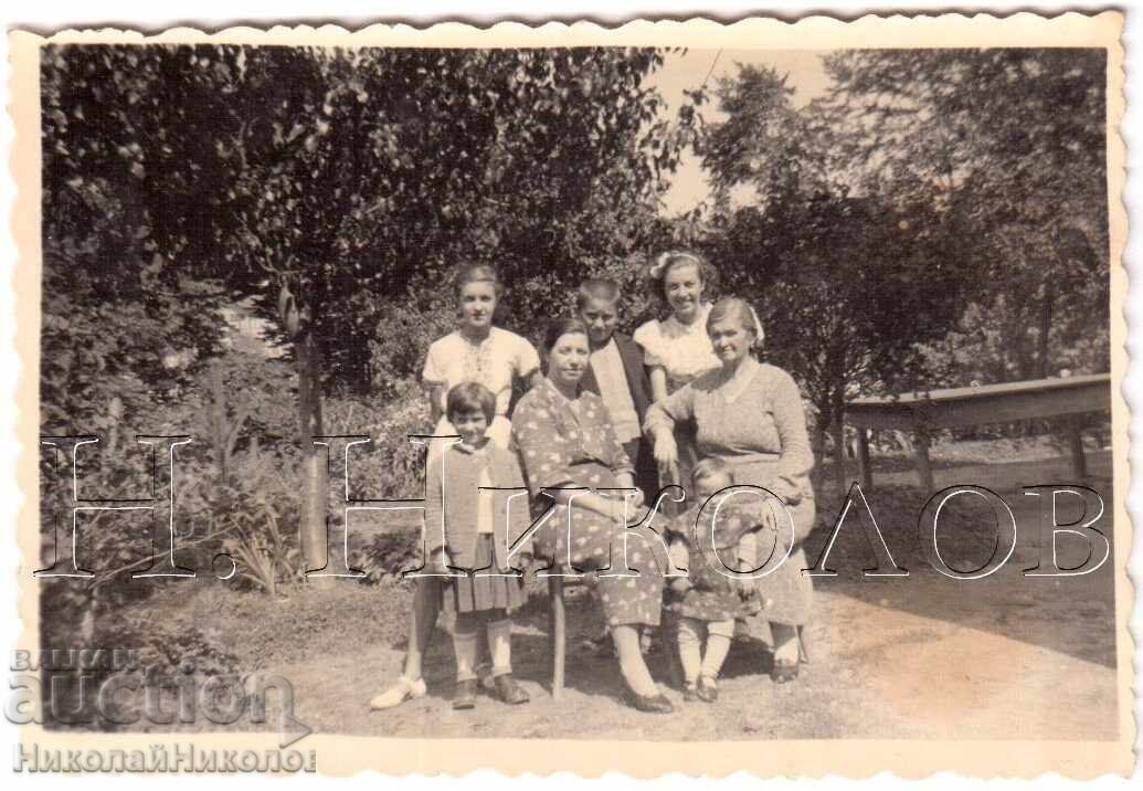 МАЛКА СТАРА СНИМКА СОФИЯ СЕМЕЕН ИЗЛЕТ ФОТО ХР. ГАЦЕВ Д914