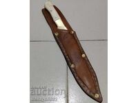 Hunting knife with sheath, day/night handle, deer and buffalo horn