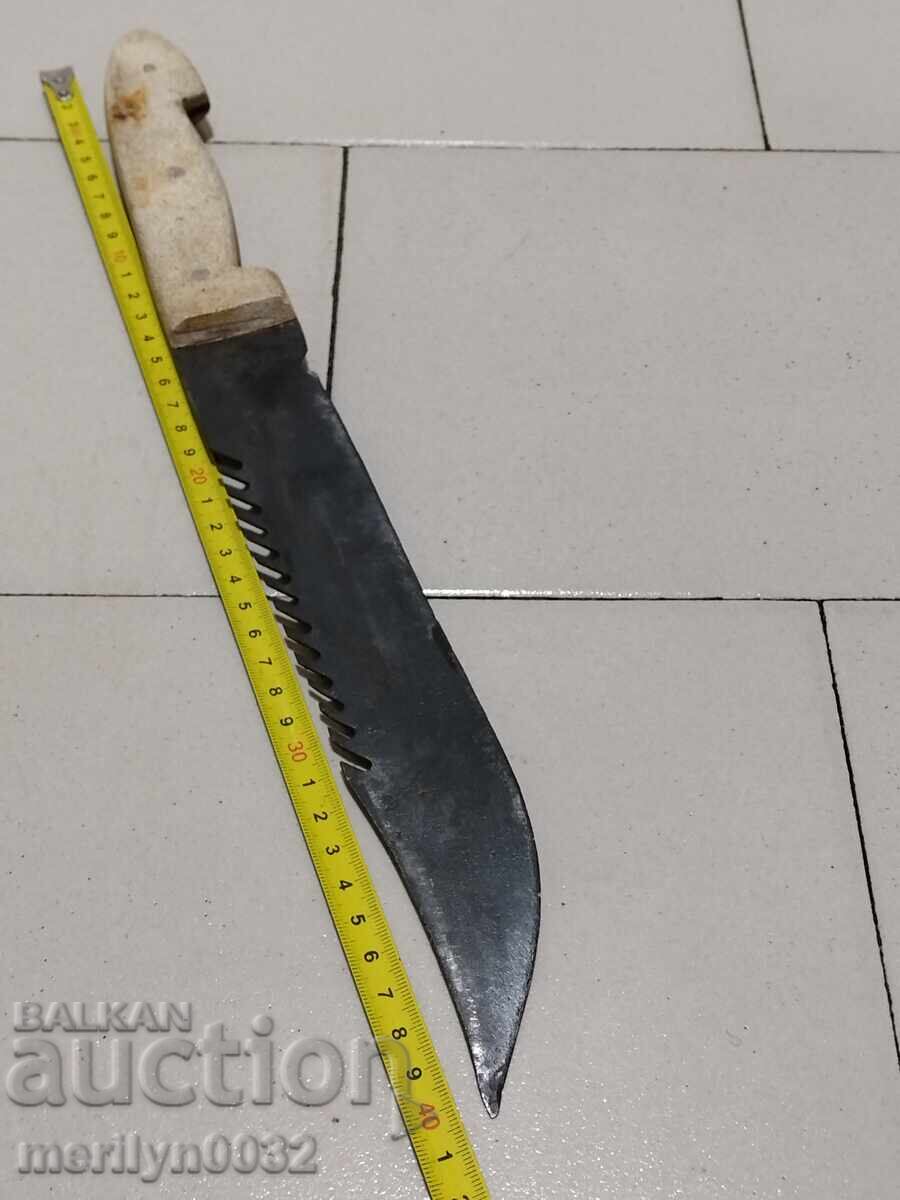 Old knife without a sheath, with teeth - 7 Old knife without a sheath, with teeth - 7