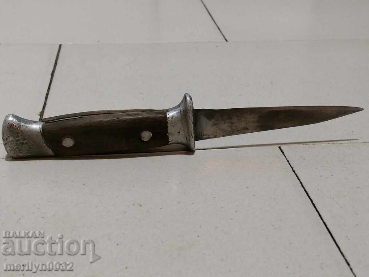 Доставка на Стар нож без кания тип бранник скаут